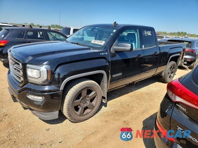 2017 GMC SIERRA K1500 1GTV2LEC2HZ384455 - główne zdjęcie licytacji z USA - miniatura