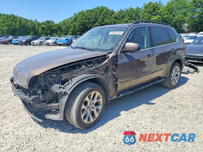 2013 BMW X5 XDRIVE35I 5UXZV4C57D0B19324 - główne zdjęcie licytacji z USA - miniatura