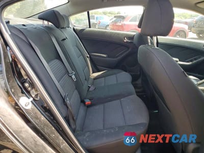 Zdjęcie 10 z 13 samochodu: 2015 KIA FORTE LX VIN:KNAFX4A63F5371095 - miniatura