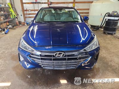 Piąte zdjęcie samochodu w środku: 2019 HYUNDAI ELANTRA SEL VIN:5NPD84LF3KH408953 - miniatura