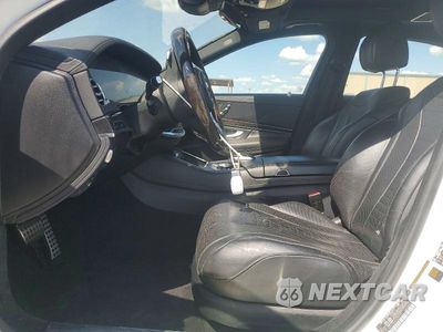 Zdjęcie 7 z 12 samochodu: 2019 MERCEDES-BENZ S S560E VIN:WDDUG7DB3KA476831 - miniatura