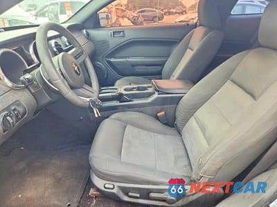 Zdjęcie 7 z 12 samochodu: 2006 FORD MUSTANG VIN:1ZVFT80N565159200 - miniatura