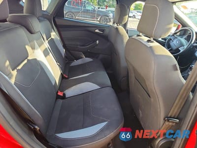 Zdjęcie 10 z 12 samochodu: 2017 FORD FOCUS ST VIN:1FADP3L94HL310063 - miniatura