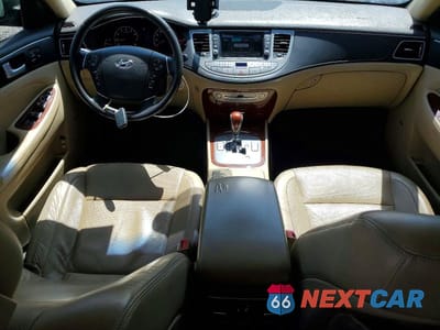 Zdjęcie 8 z 13 samochodu: 2013 HYUNDAI GENESIS 3.8L VIN:KMHGC4DD3DU258436 - miniatura