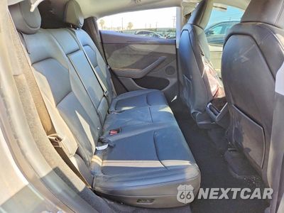 Zdjęcie 11 z 13 samochodu: 2026 TESLA MODEL Y VIN:7SAYGDEE8TF368655 - miniatura