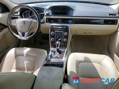 Zdjęcie 8 z 12 samochodu: 2016 VOLVO XC70 T5 PREMIER VIN:YV4612NK1G1245422 - miniatura