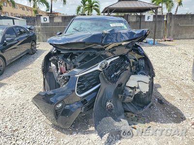 Piąte zdjęcie samochodu w środku: 2024 TOYOTA HIGHLANDER LE VIN:5TDKDRAH2RS540062 - miniatura