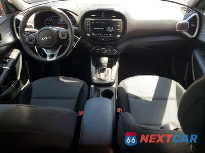 Zdjęcie 8 z 12 samochodu: 2022 KIA SOUL LX VIN:KNDJ23AU5N7821806 - miniatura