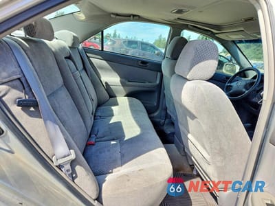 Zdjęcie 10 z 12 samochodu: 2000 TOYOTA CAMRY LE VIN:4T1BE32K13U238099 - miniatura