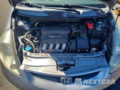 Zdjęcie 11 z 12 samochodu: 2007 HONDA FIT VIN:JHMGD38497S058018 - miniatura
