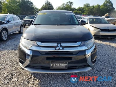 Piąte zdjęcie samochodu w środku: 2016 MITSUBISHI OUTLANDER ES VIN:JA4AD2A3XGZ025789 - miniatura