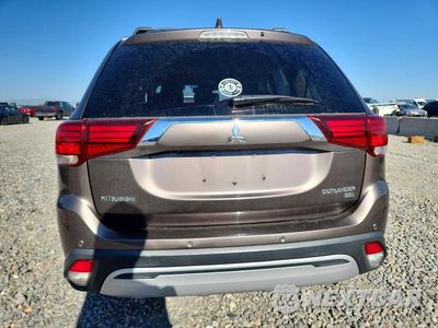 Zdjęcie 6 z 13 samochodu: 2019 MITSUBISHI OUTLANDER SE VIN:JA4AD3A38KZ006897 - miniatura