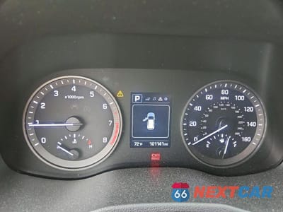 Zdjęcie 9 z 13 samochodu: 2018 HYUNDAI TUCSON SE VIN:KM8J2CA49JU818236 - miniatura