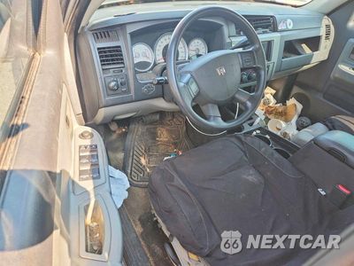 Zdjęcie 8 z 12 samochodu: 2008 DODGE DAKOTA QUAD SLT VIN:1D7HW48N18S507794 - miniatura