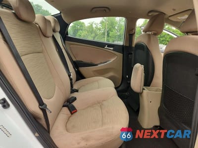 Zdjęcie 10 z 12 samochodu: 2017 HYUNDAI ACCENT SE VIN:KMHCT4AE1HU345799 - miniatura