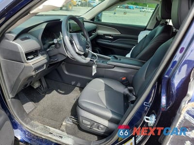 Zdjęcie 7 z 13 samochodu: 2026 TOYOTA GRAND HIGHLANDER XLE VIN:5TDAAAA50TS039335 - miniatura