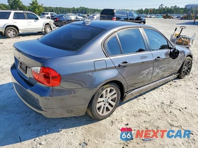 Trzecie zdjęcie samochodu z tyłu: 2007 BMW 328 I VIN:WBAVA37577NL17242 - miniatura