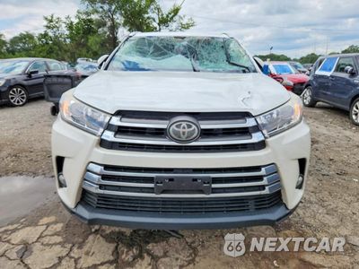 Piąte zdjęcie samochodu w środku: 2017 TOYOTA HIGHLANDER LIMITED VIN:5TDDZRFH1HS433151 - miniatura