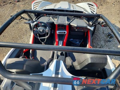 Zdjęcie 6 z 9 samochodu: 2024 POLARIS SLINGSHOT ROUSH EDITION VIN:57XAALHB7R8163520 - miniatura