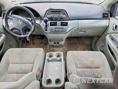 Zdjęcie 8 z 13 samochodu: 2005 HONDA ODYSSEY EX VIN:5FNRL38485B421626 - miniatura