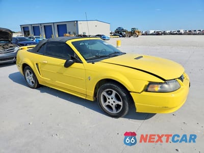 Czwarte zdjęcie samochodu z boku: 2001 FORD MUSTANG VIN:1FAFP44461F114700 - miniatura