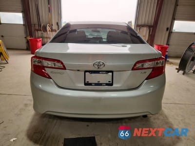 Zdjęcie 6 z 12 samochodu: 2014 TOYOTA CAMRY LE VIN:4T1BF1FK6EU777865 - miniatura