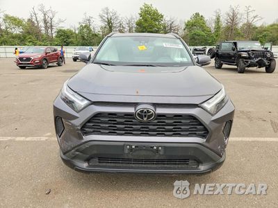 Piąte zdjęcie samochodu w środku: 2024 TOYOTA RAV4 XLE VIN:2T3P1RFV3RC476076 - miniatura