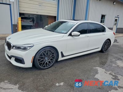 2018 BMW 750 XI WBA7F2C50JG423747 - główne zdjęcie licytacji z USA - miniatura