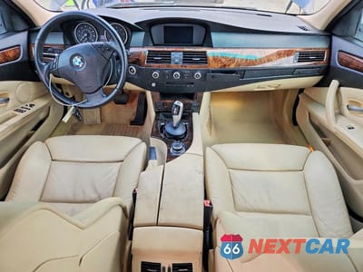 Zdjęcie 8 z 12 samochodu: 2009 BMW 535 I VIN:WBANW13539C162909 - miniatura