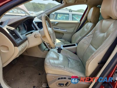 Zdjęcie 7 z 13 samochodu: 2010 VOLVO XC60 T6 VIN:YV4992DZ0A2028398 - miniatura