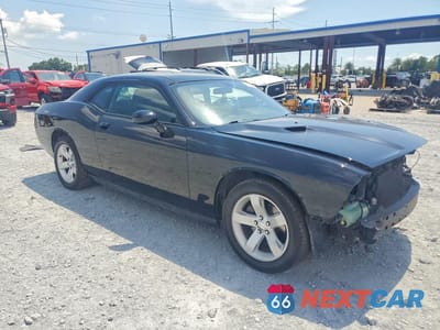 Czwarte zdjęcie samochodu z boku: 2013 DODGE CHALLENGER SXT VIN:2C3CDYAG6DH673103 - miniatura