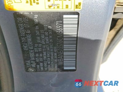 Zdjęcie 12 z 12 samochodu: 2006 BMW 530 I VIN:WBANE73576CM36971 - miniatura