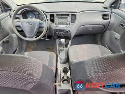 Zdjęcie 8 z 12 samochodu: 2008 KIA RIO BASE VIN:KNADE123186297320 - miniatura