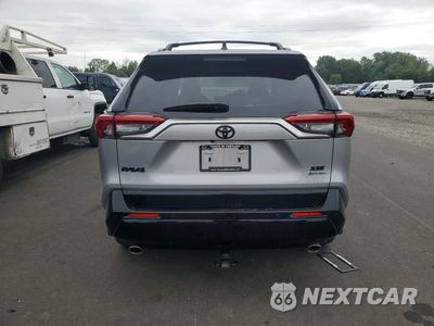 Zdjęcie 6 z 12 samochodu: 2025 TOYOTA RAV4 XSE VIN:JTMFB3FV4SD249566 - miniatura