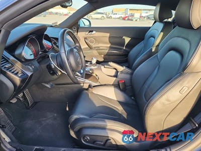 Zdjęcie 7 z 13 samochodu: 2012 AUDI R8 5.2 QUATTRO VIN:WUAGNAFG5CN001102 - miniatura