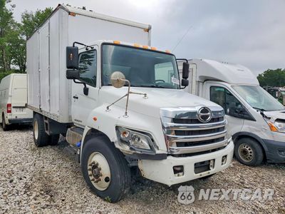 Czwarte zdjęcie samochodu z boku: 2016 HINO HINO 338 BOX TRUCK VIN:5PVNV8JV1G4S55677 - miniatura