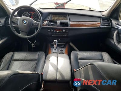 Zdjęcie 8 z 12 samochodu: 2013 BMW X5 XDRIVE35I VIN:5UXZV4C53D0E13562 - miniatura
