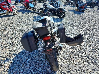 Czwarte zdjęcie samochodu z boku: 2025 HONDA CB750 A VIN:JH2RH2402SK001817 - miniatura