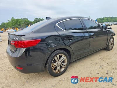 Trzecie zdjęcie samochodu z tyłu: 2013 ACURA ILX HYBRID TECH VIN:19VDE3F78DE301176 - miniatura