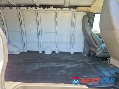 Zdjęcie 11 z 13 samochodu: 2019 CHEVROLET EXPRESS 2500 CARGO DELIVERY VAN VIN:1GCWGBFP3K1175622 - miniatura