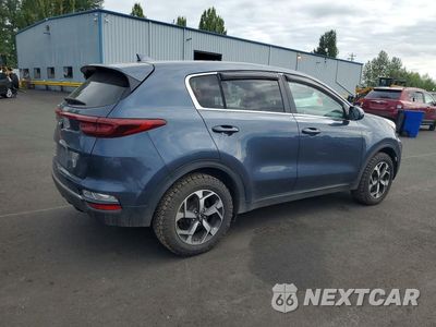 Trzecie zdjęcie samochodu z tyłu: 2020 KIA SPORTAGE LX VIN:KNDPMCAC8L7797736 - miniatura