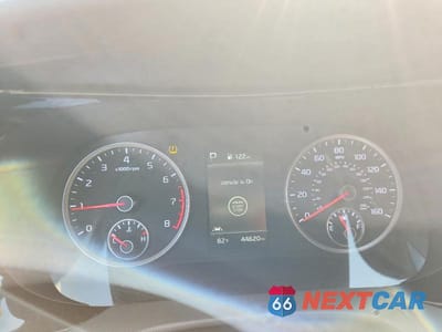 Zdjęcie 9 z 13 samochodu: 2023 KIA K5 LXS VIN:5XXG14J25PG212887 - miniatura