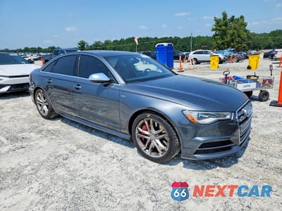 Czwarte zdjęcie samochodu z boku: 2017 AUDI S6 PREMIUM PLUS VIN:WAUFFAFC8HN064069 - miniatura