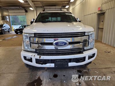 Piąte zdjęcie samochodu w środku: 2017 FORD F350 SUPER DUTY VIN:1FT8W3BT2HEB87167 - miniatura