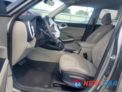 Zdjęcie 7 z 13 samochodu: 2023 KIA SOUL LX VIN:KNDJ23AU8P7890718 - miniatura