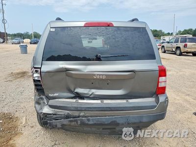 Zdjęcie 6 z 12 samochodu: 2014 JEEP PATRIOT SPORT VIN:1C4NJPBA8ED510193 - miniatura