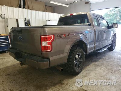 Trzecie zdjęcie samochodu z tyłu: 2019 FORD F150 SUPER CAB VIN:1FTFX1E55KFA38095 - miniatura