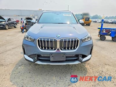 Piąte zdjęcie samochodu w środku: 2024 BMW X1 XDRIVE28I VIN:WBX73EF04R5Y75210 - miniatura