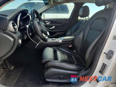 Zdjęcie 7 z 12 samochodu: 2017 MERCEDES-BENZ C 300 VIN:WDDWF4JB9HR252777 - miniatura