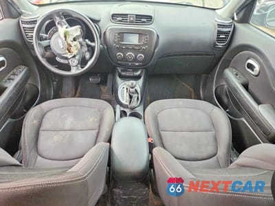 Zdjęcie 8 z 12 samochodu: 2015 KIA SOUL BASE VIN:KNDJN2A29F7151596 - miniatura